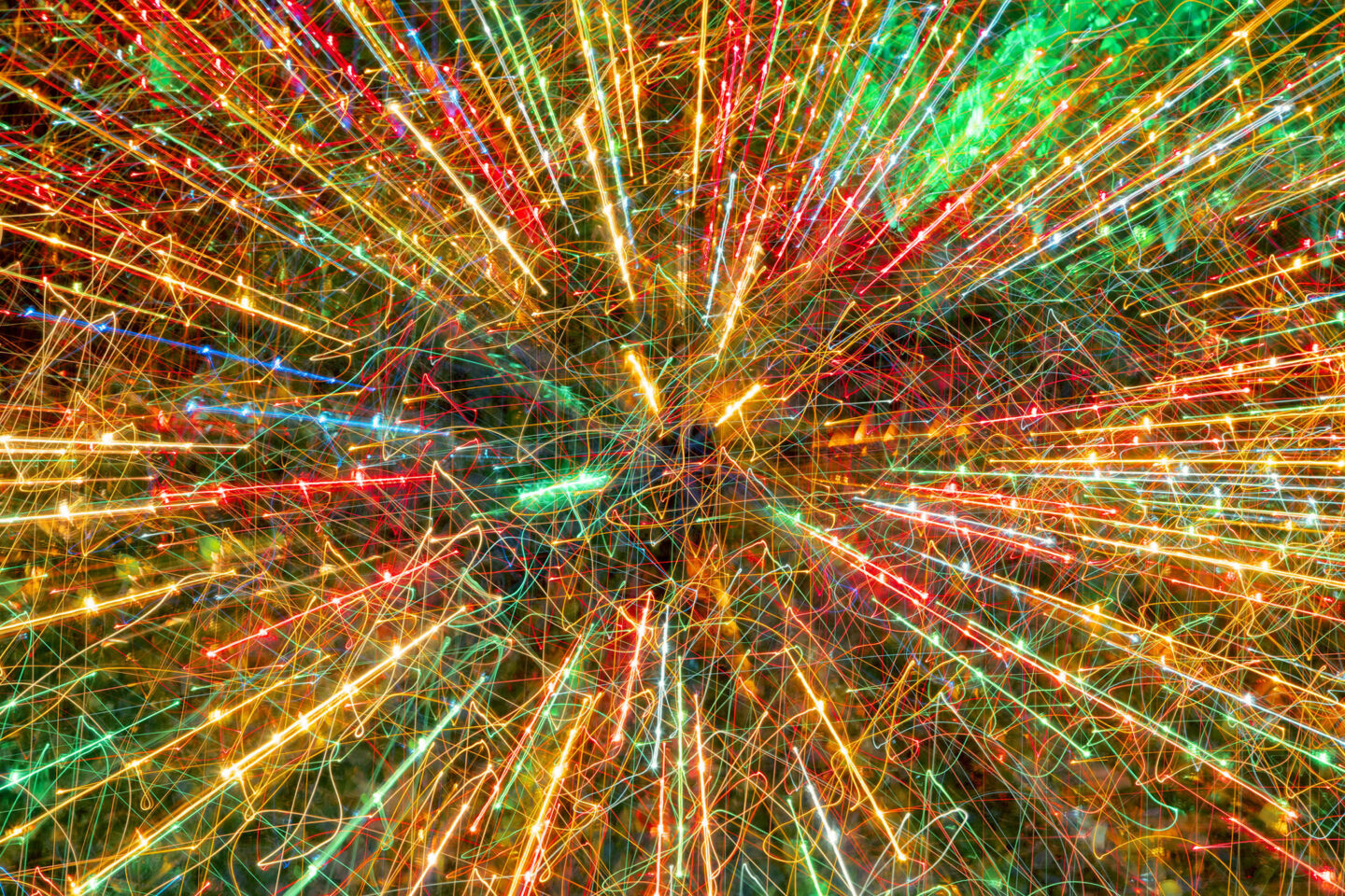 Bursting with Dashes: The Magic of Painting with Light